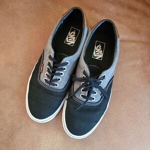 VANS Sneakers